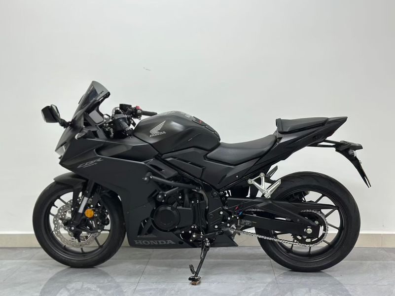 二手本田CBR400R