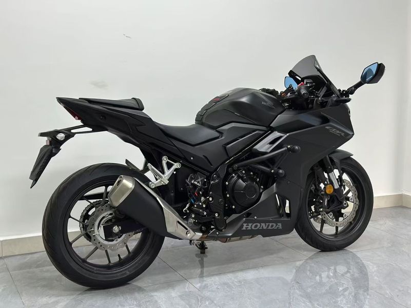 二手本田CBR400R