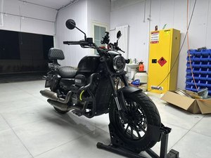 二手QJMOTOR闪300