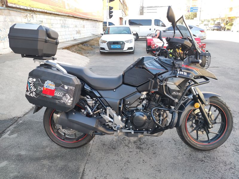 二手豪爵铃木DL250