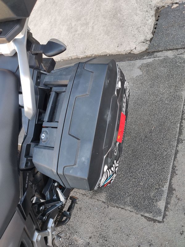 二手豪爵铃木DL250