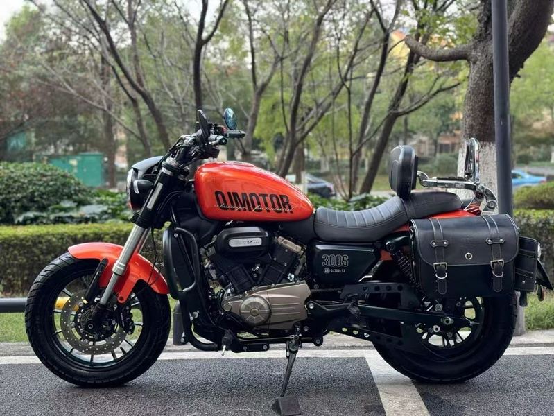 二手QJMOTOR闪300