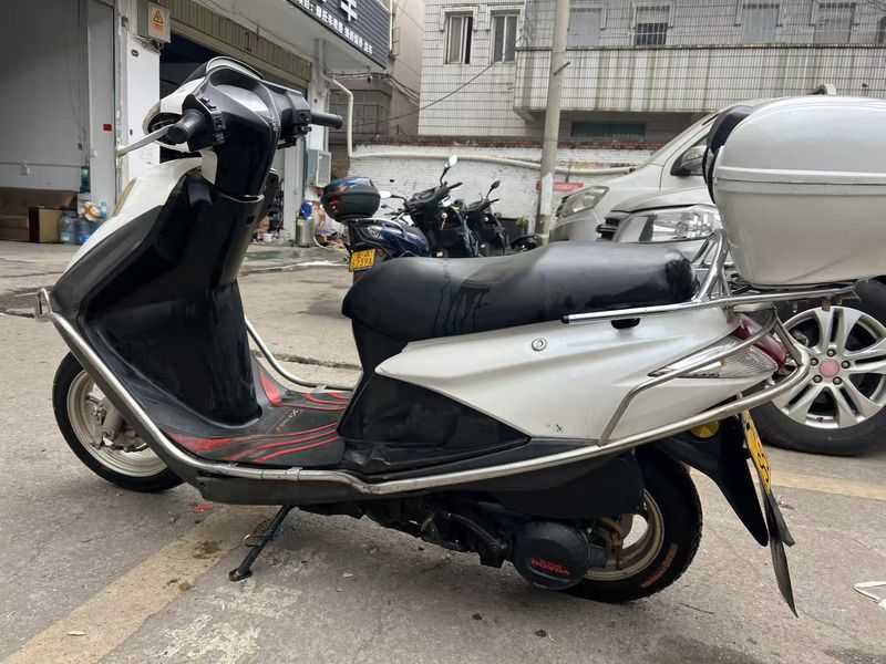 二手五羊本田喜俊WH125T-5