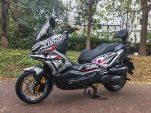 二手三阳哈士奇 Husky ADV300