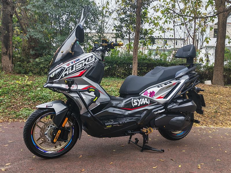 二手三阳哈士奇 Husky ADV300