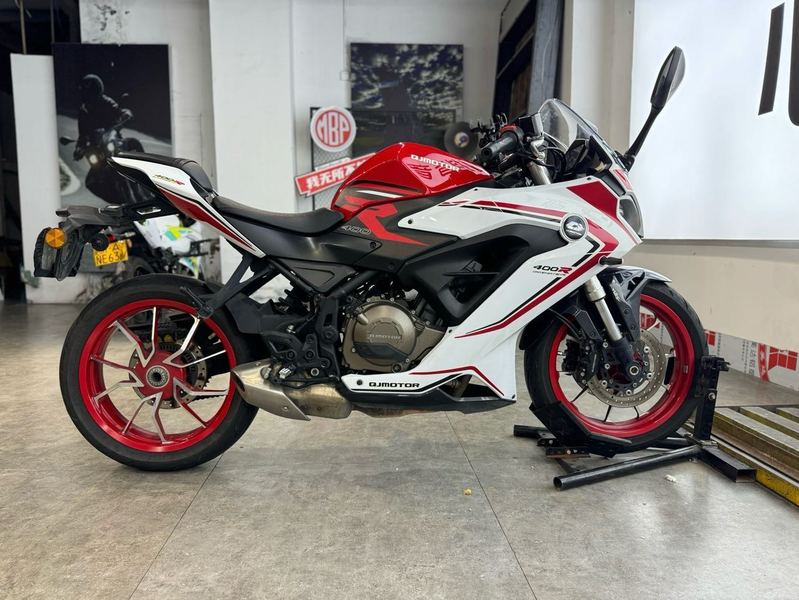 二手QJMOTOR赛400