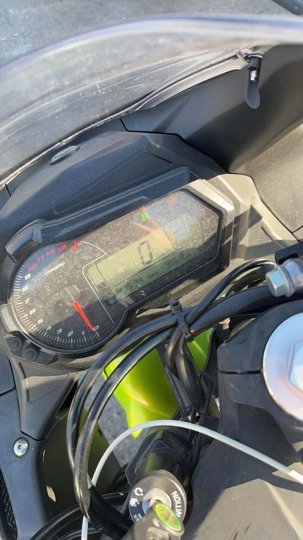 二手贝纳利龙卷风 Tornado 302R