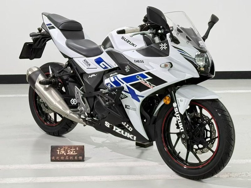 二手豪爵铃木GSX250R