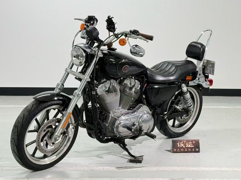 二手哈雷戴维森883L SuperLow