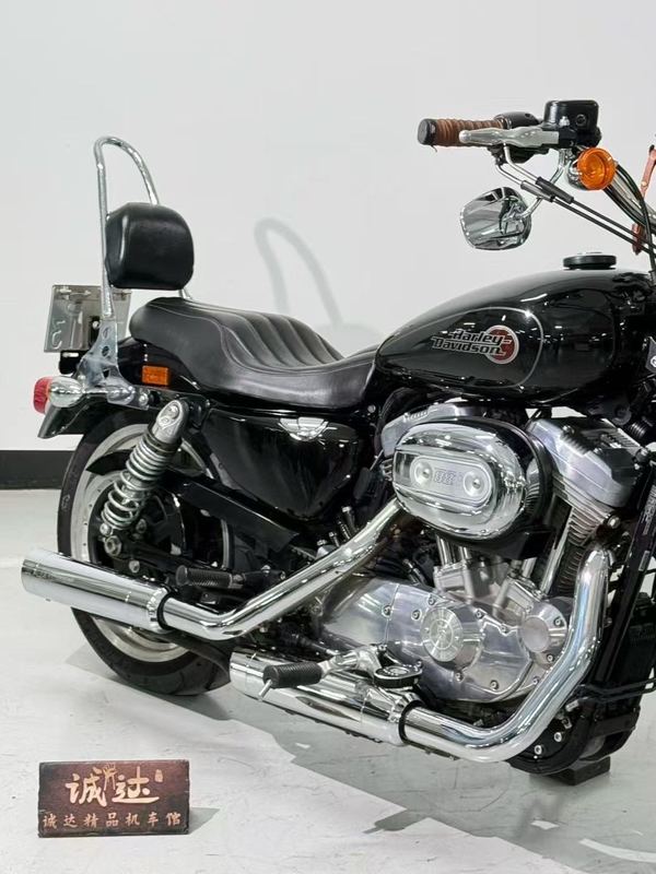 二手哈雷戴维森883L SuperLow