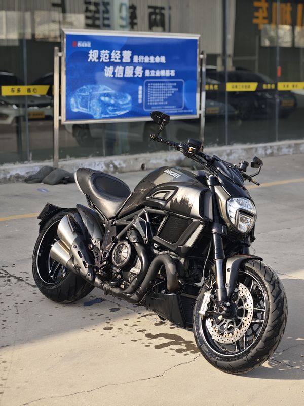 二手杜卡迪Diavel 