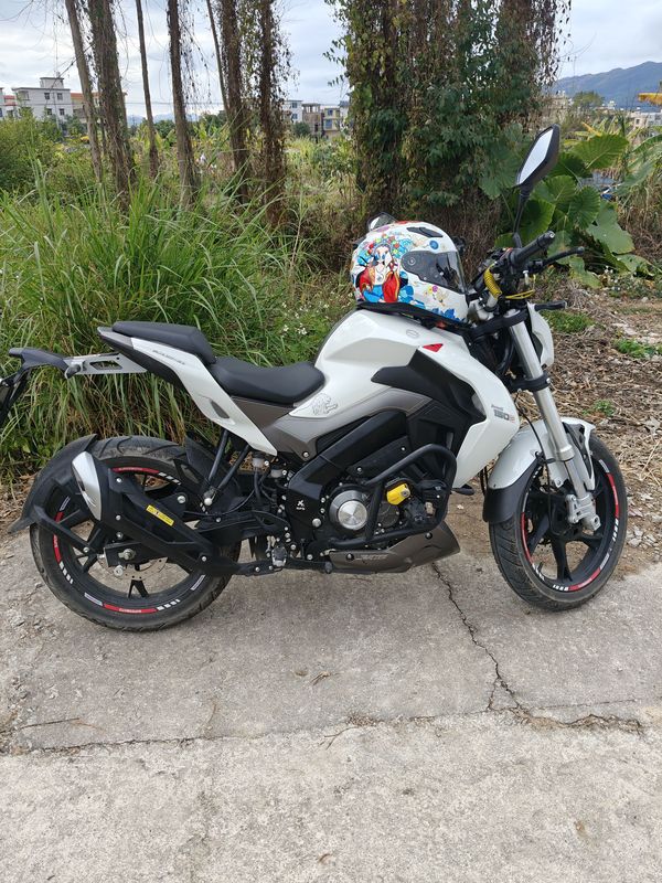 二手贝纳利小迅龙 BN150S