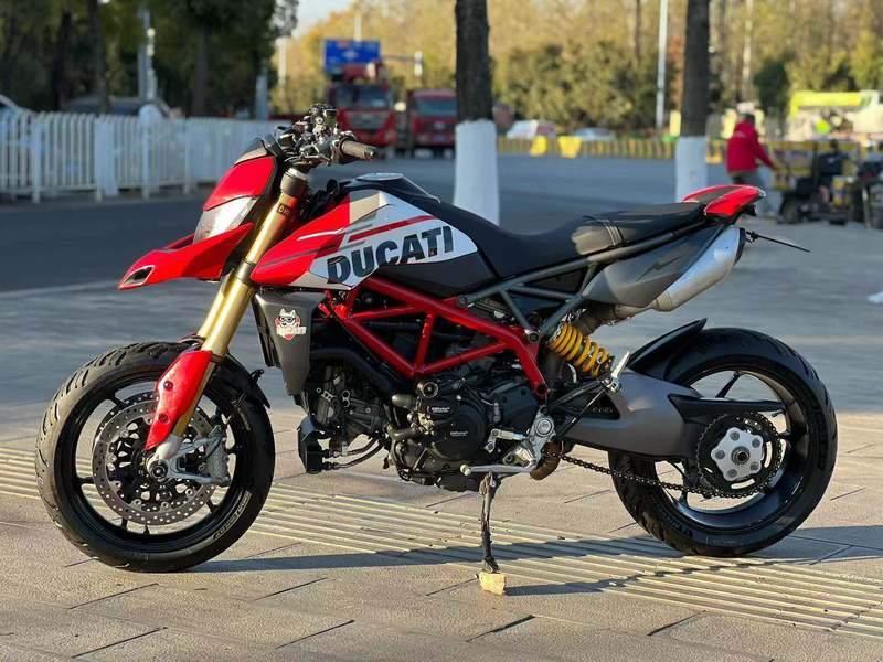 二手杜卡迪Hypermotard 950