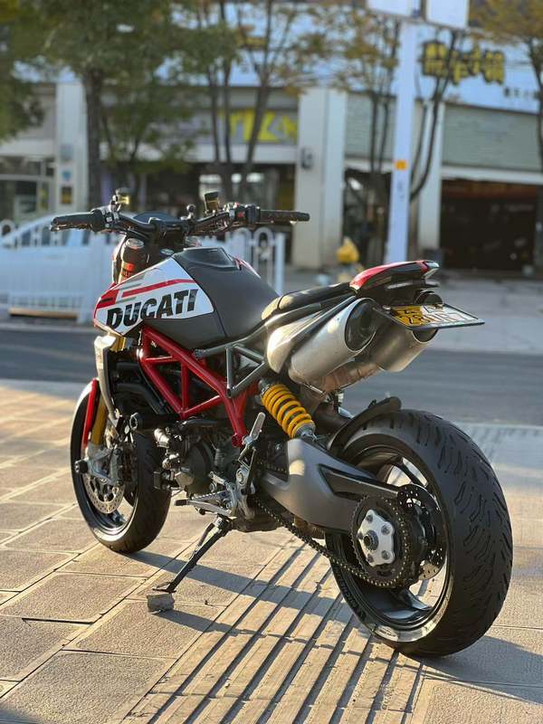 二手杜卡迪Hypermotard 950