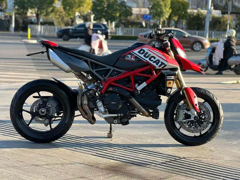 二手杜卡迪Hypermotard 950