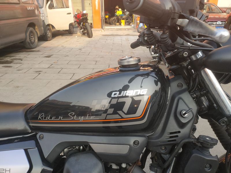 二手钱江荣耀250