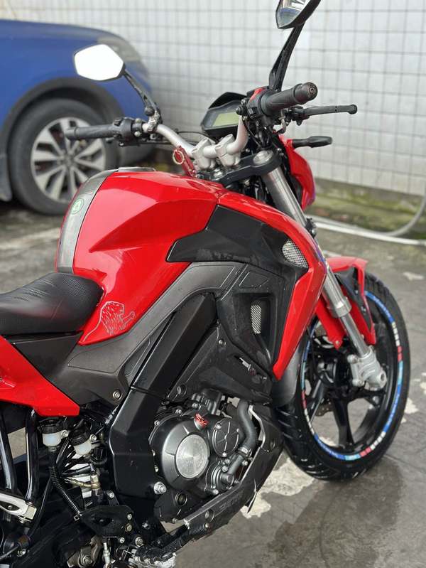 二手贝纳利小迅龙 BN150S