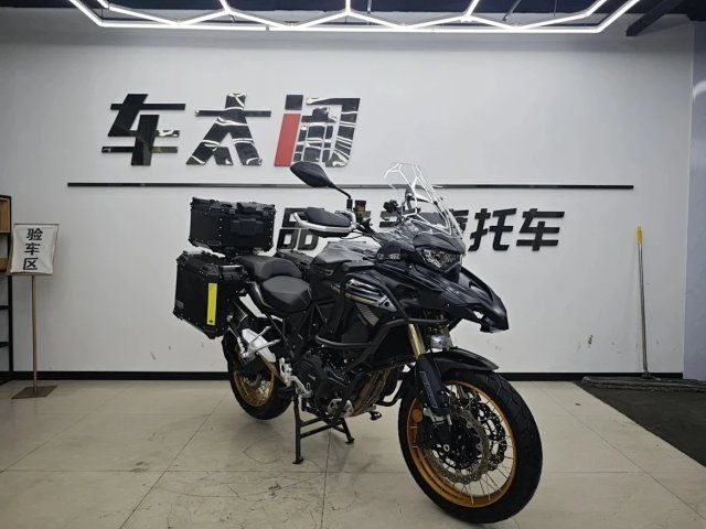 二手贝纳利TRK552