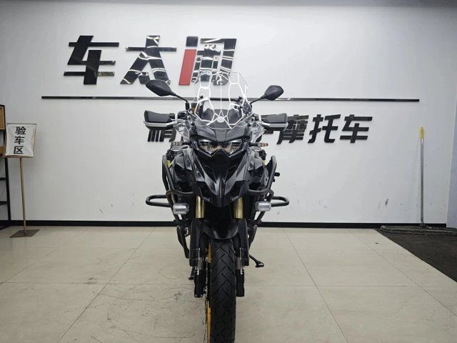 二手贝纳利TRK552