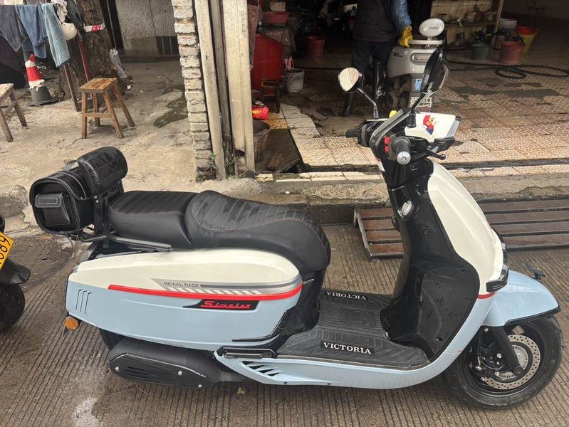 二手维多利亚Sixties 250Si