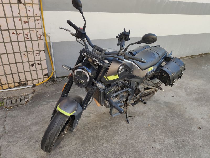 二手贝纳利幼狮 Leoncino 250