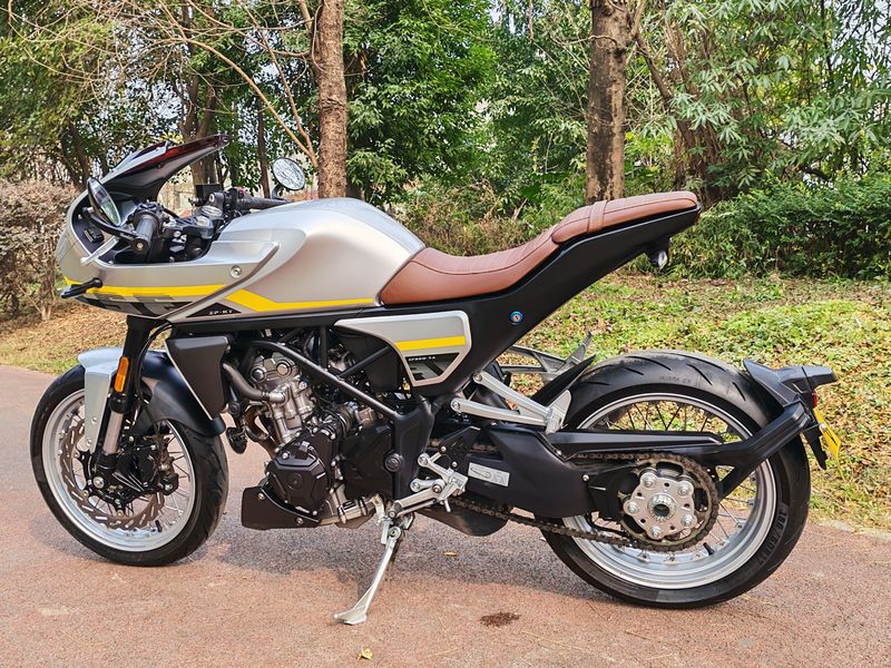 二手凯越321F-Cafe