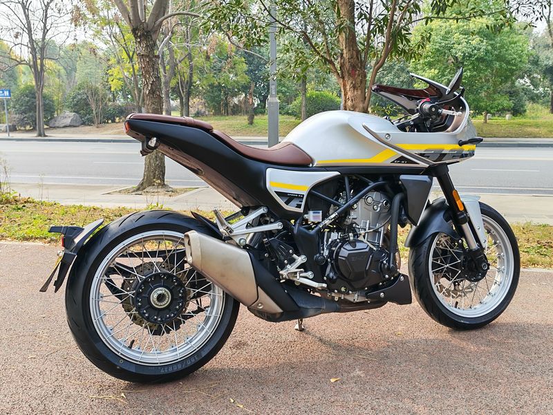 二手凯越321F-Cafe