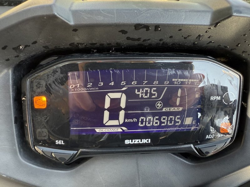 二手济南铃木极客飒 Gixxer 155