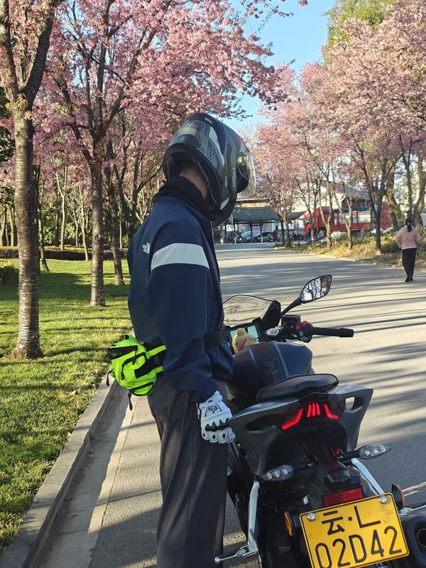 二手贝纳利龙卷风 Tornado 302R