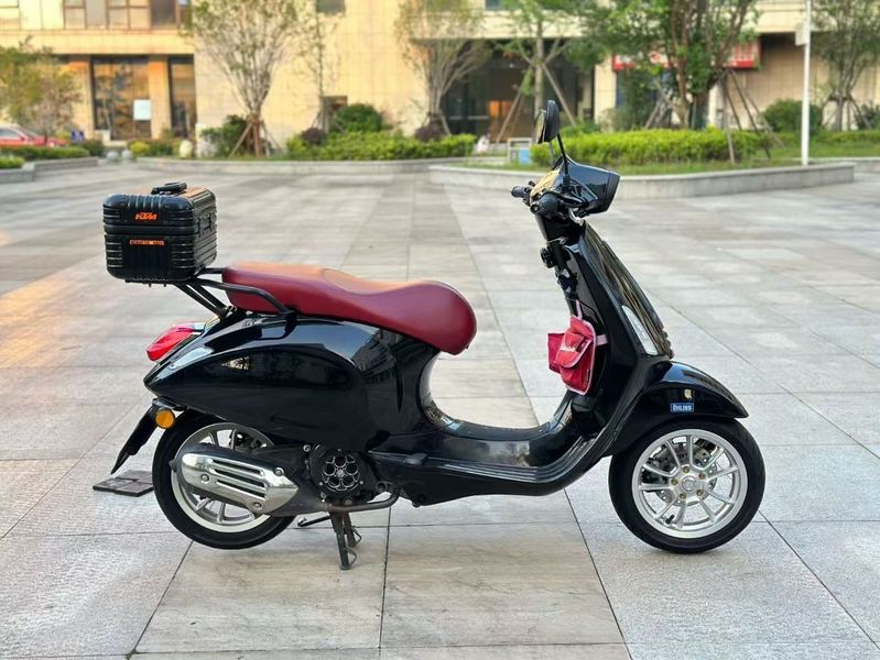 二手VESPASprint 150 Notte