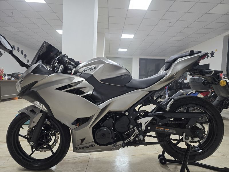二手川崎Ninja 400