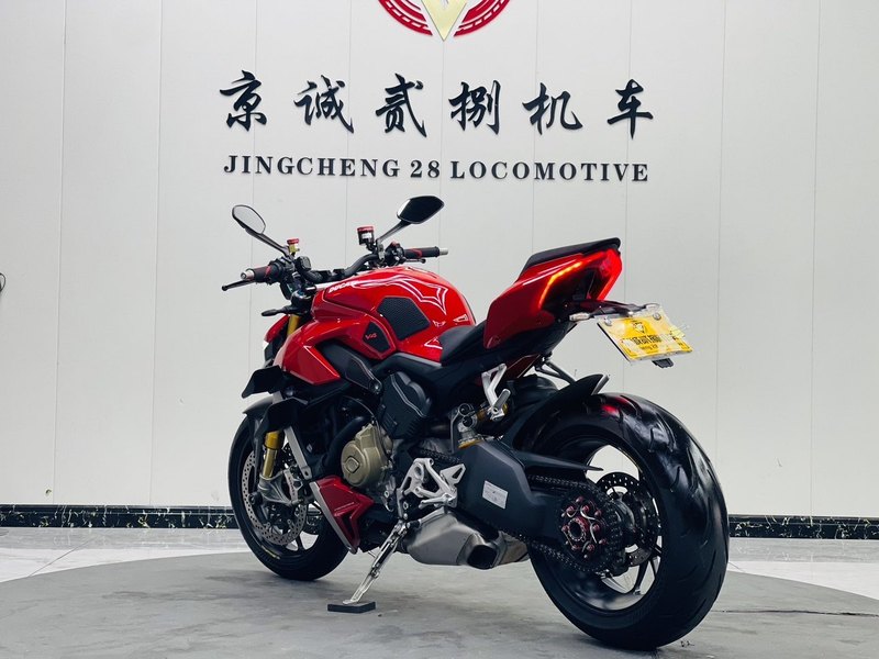 二手杜卡迪Street Fighter V4