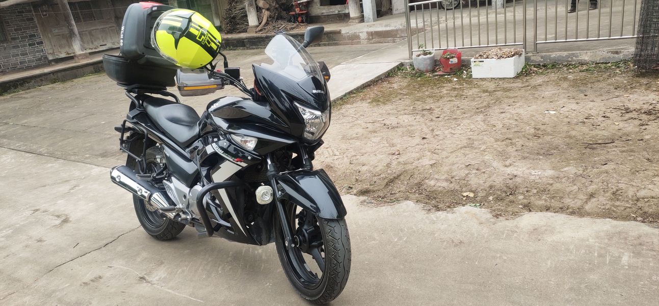 二手豪爵铃木骊驰 GW 250F