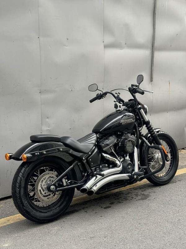 二手哈雷戴维森街霸 Street Bob