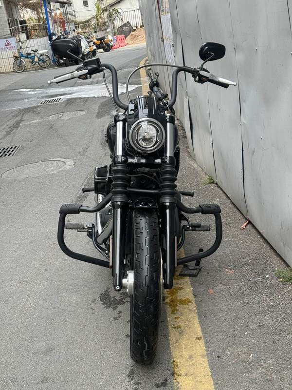 二手哈雷戴维森街霸 Street Bob