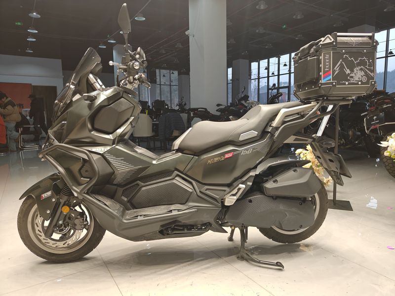 二手三阳哈士奇 Husky ADV150