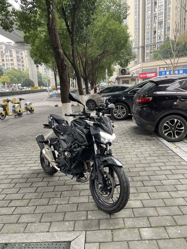 二手川崎Z400