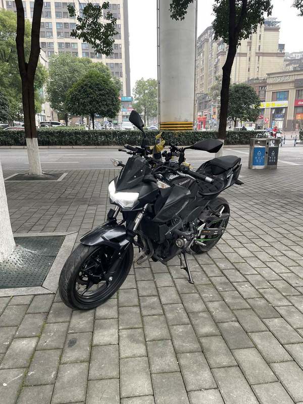二手川崎Z400