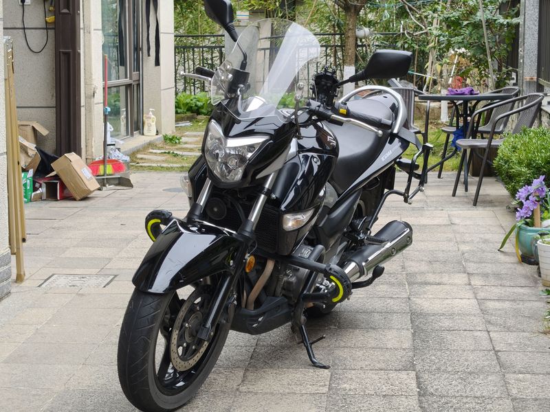 二手豪爵铃木骊驰 GW250