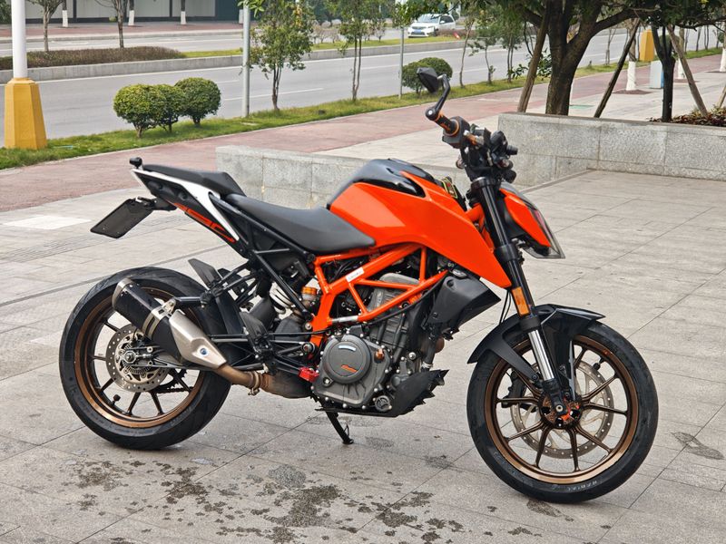 二手KTMR2R390 Duke