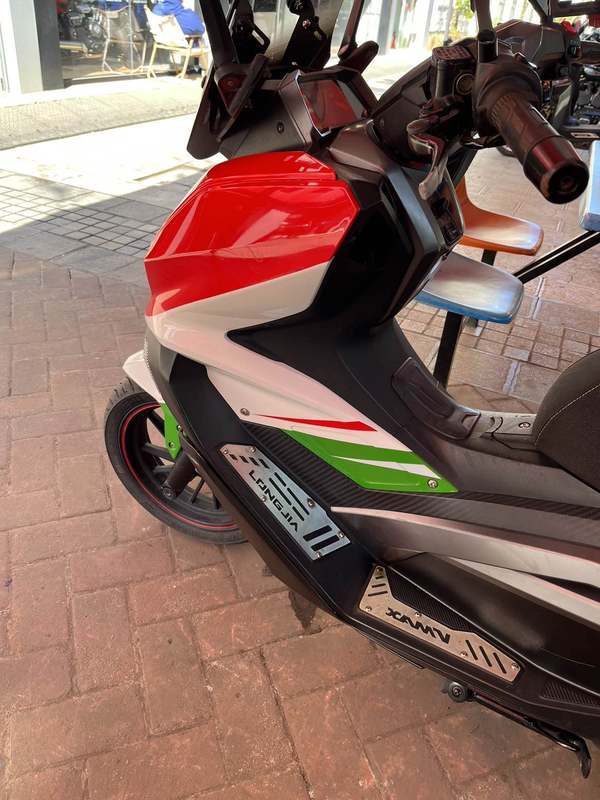 二手龙嘉VMAX ie300