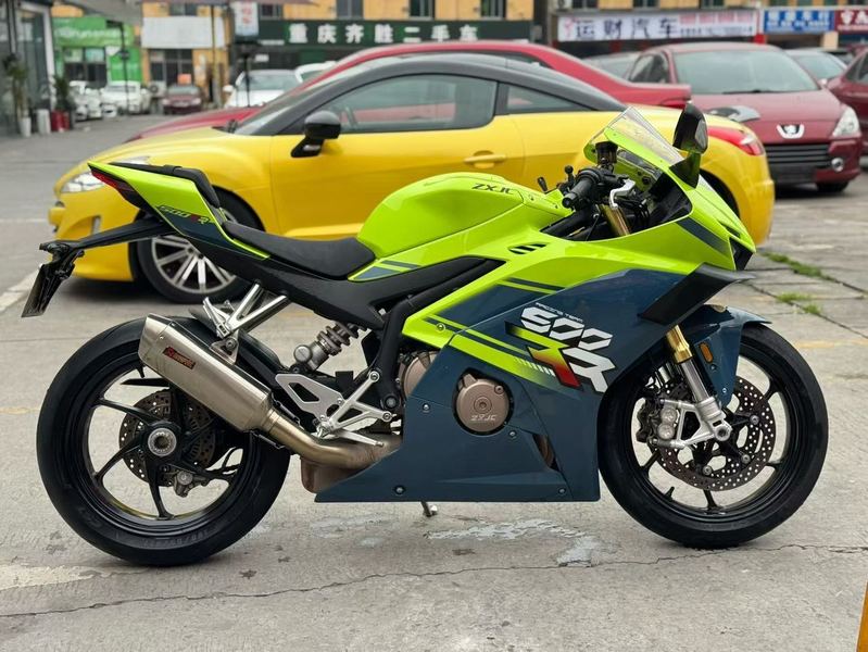 二手张雪机车500RR