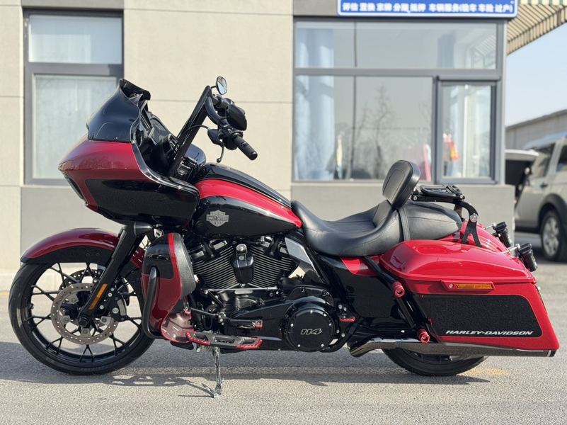 二手哈雷戴维森公路滑翔 Road Glide