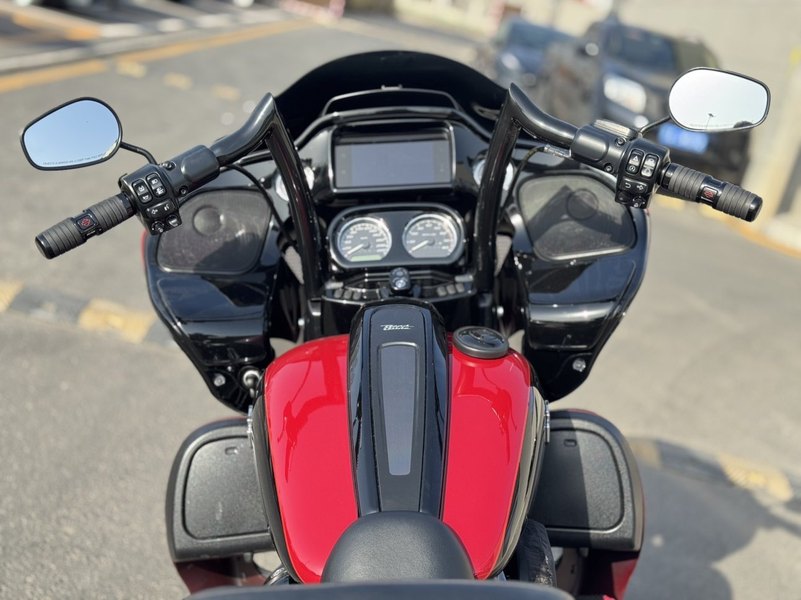 二手哈雷戴维森公路滑翔 Road Glide