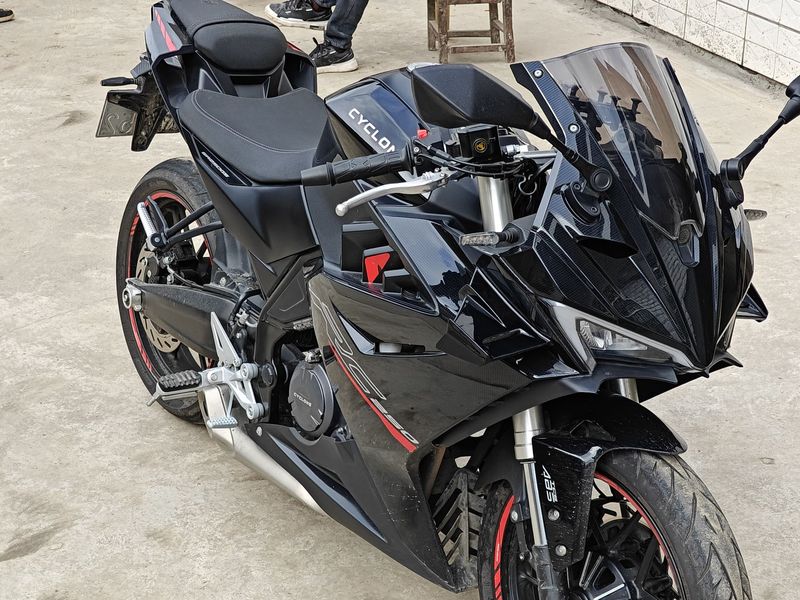 二手赛科龙RC250