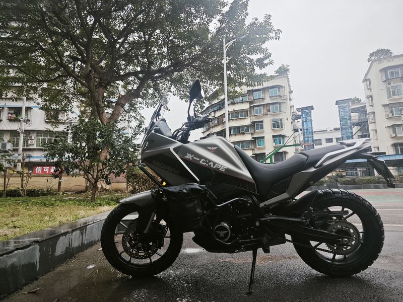 二手摩托莫里尼X-Cape 650