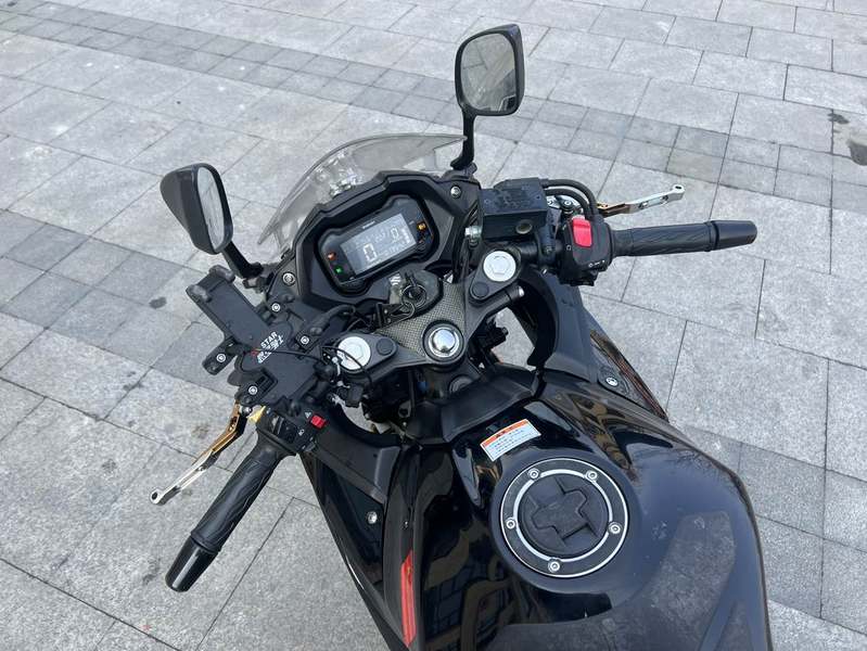 二手豪爵铃木GSX250R