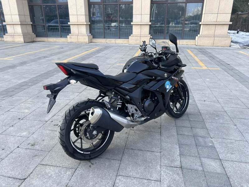 二手豪爵铃木GSX250R