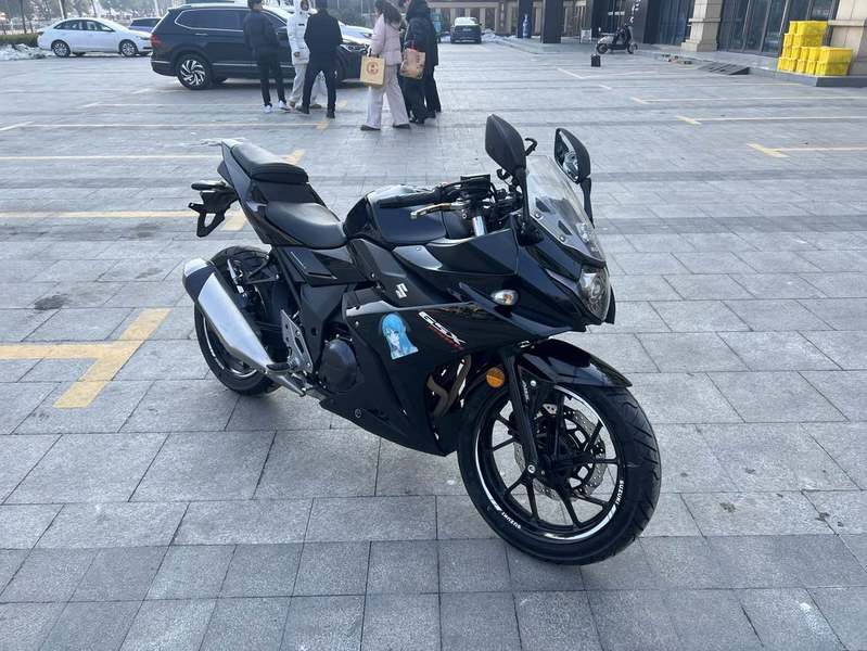 二手豪爵铃木GSX250R