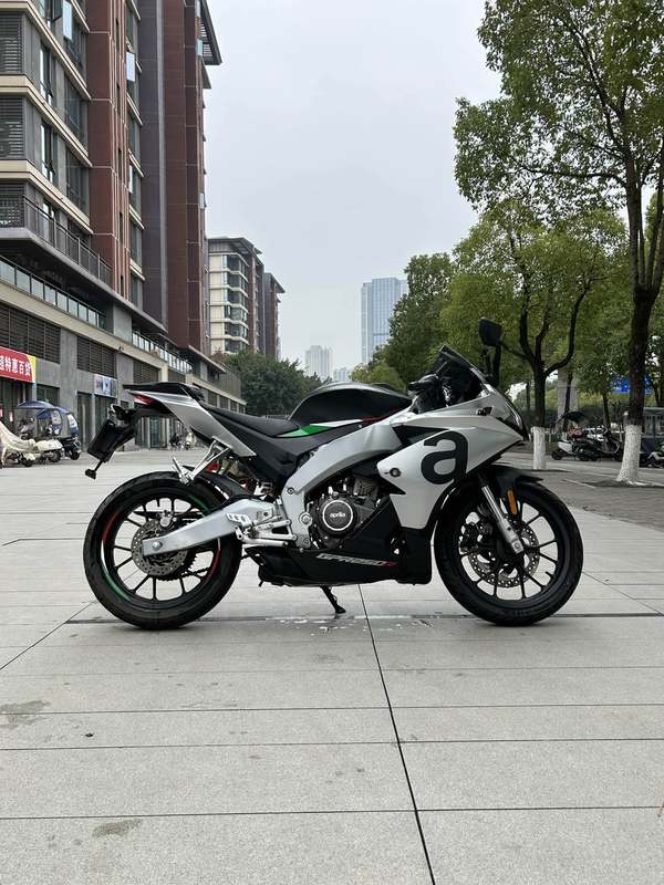 二手宗申阿普利亚GPR250R